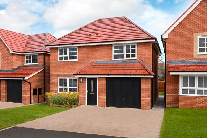 4 Bedroom Detached House For Sale In Inkersall Road, Chesterfield, Derbyshire, S43