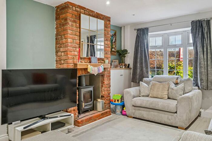 2 Bedroom Terraced House For Sale In Wycombe Lane, Wooburn Green, HP10