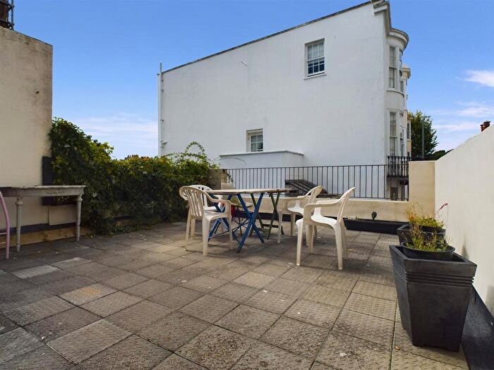 3 Bedroom House To Rent In Montpelier Place, Brighton, BN1