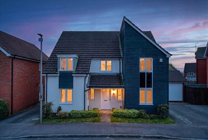 4 Bedroom Detached House For Sale In Littlestone Gate, Broughton, Milton Keynes, MK10