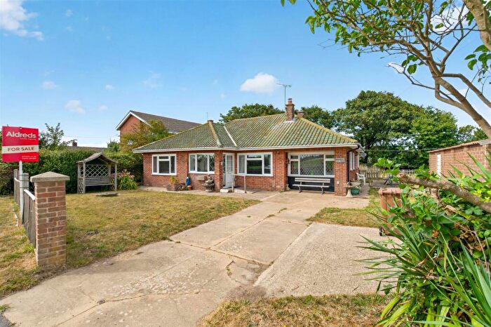 4 Bedroom Detached Bungalow For Sale In Ostend Road, Walcott, NR12