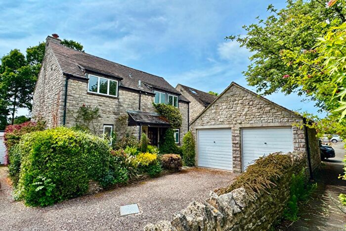 4 Bedroom Detached House For Sale In Colletts Close, Corfe Castle, Wareham, BH20