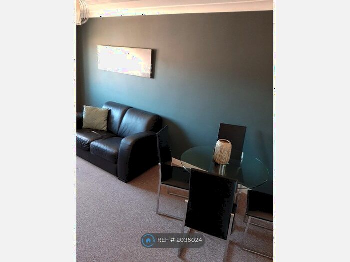 1 Bedroom Flat To Rent In Spey Road, Aberdeen, AB16