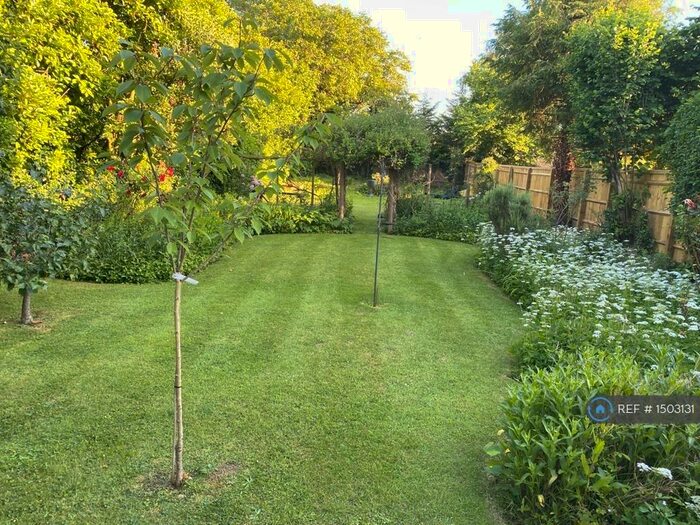 2 Bedroom Semi-Detached House To Rent In Main Road, Witney, OX29