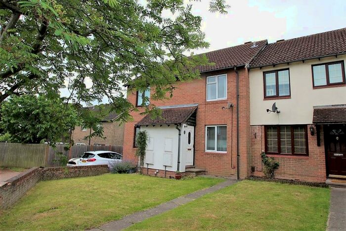 2 Bedroom Terraced House To Rent In Latimer Drive, Calcot, Reading, RG31