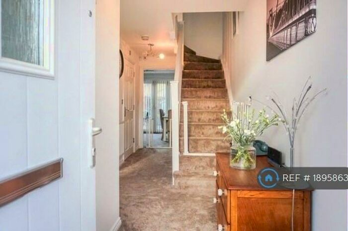 5 Bedroom Terraced House To Rent In Wood Mead, Bristol, BS16