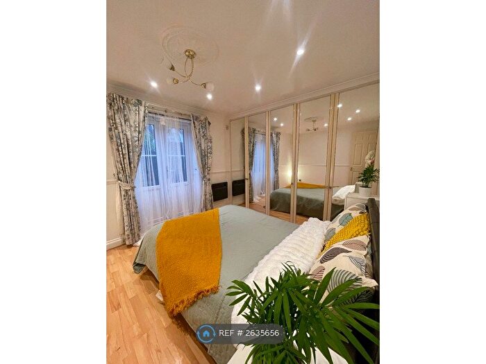 1 Bedroom Flat To Rent In Maltings Place, Reading, RG1