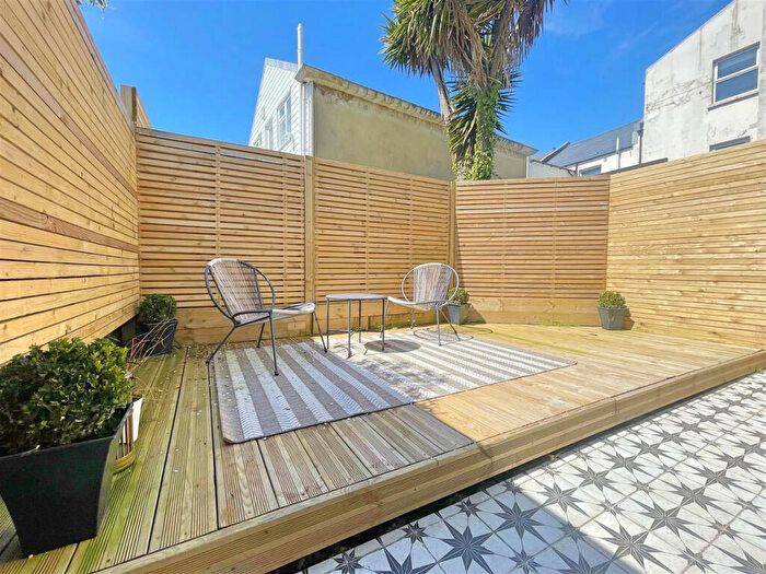 2 Bedroom Apartment For Sale In Brooker Street, Hove, BN3