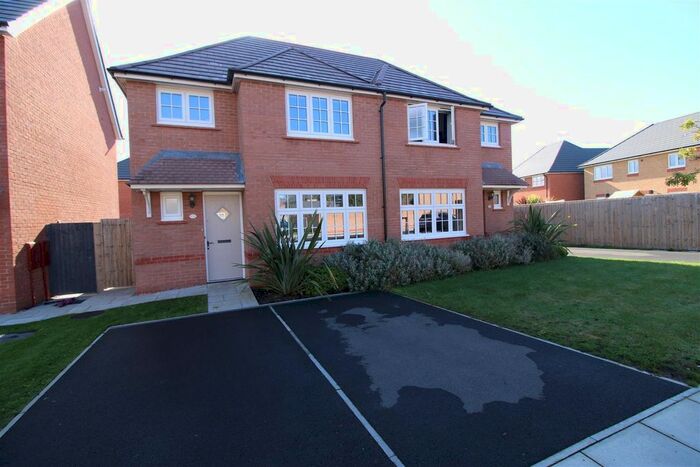 3 Bedroom Semi-Detached House To Rent In Westview Close, Formby, Liverpool, L37