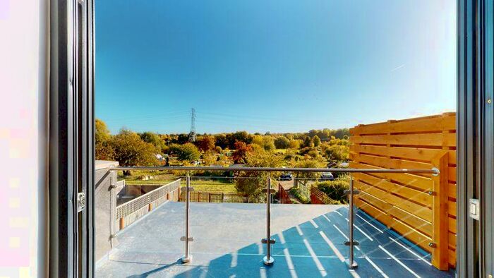 3 Bedroom Semi-Detached House To Rent In Priory Road, Stamford, PE9