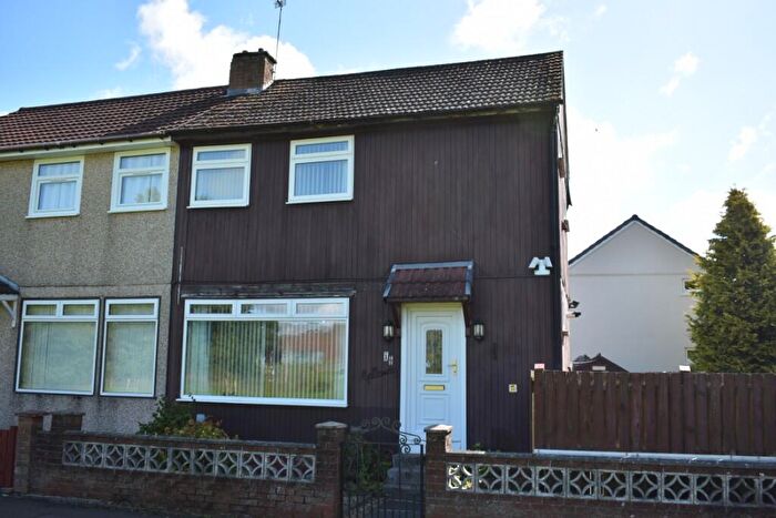 2 Bedroom Semi-Detached House For Sale In Briar Gardens, EH47