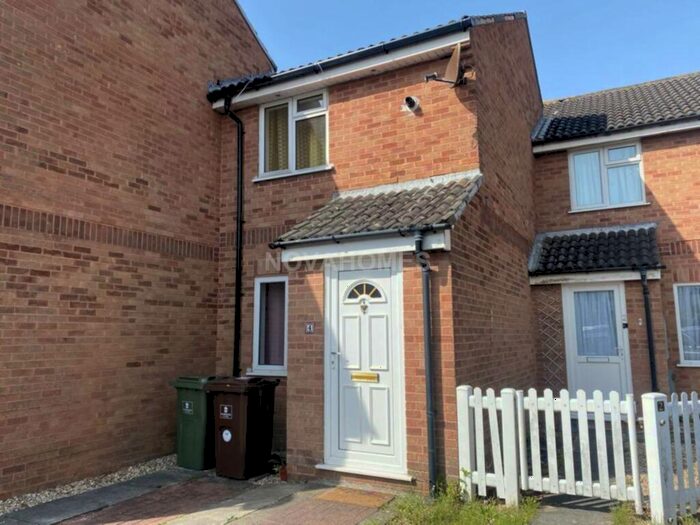 2 Bedroom Terraced House To Rent In Welland Gardens, Efford, PL3