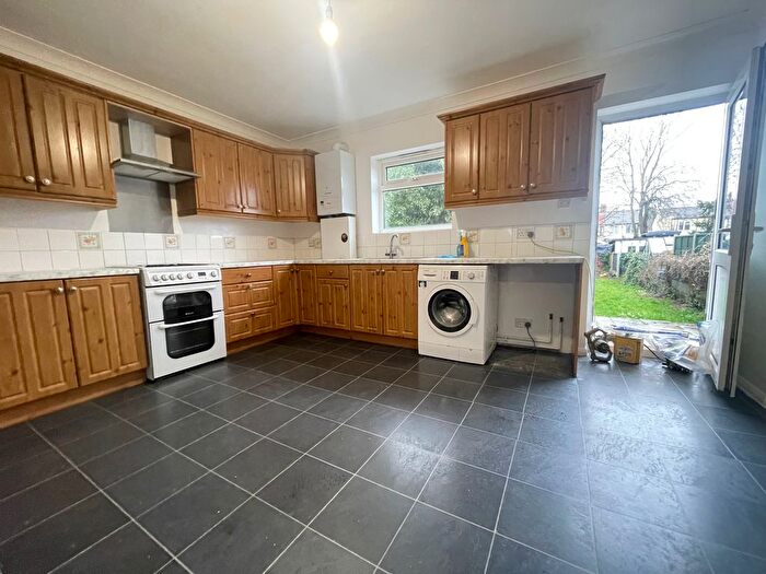 3 Bedroom Terraced House To Rent In Western Avenue, Dagenham, RM10