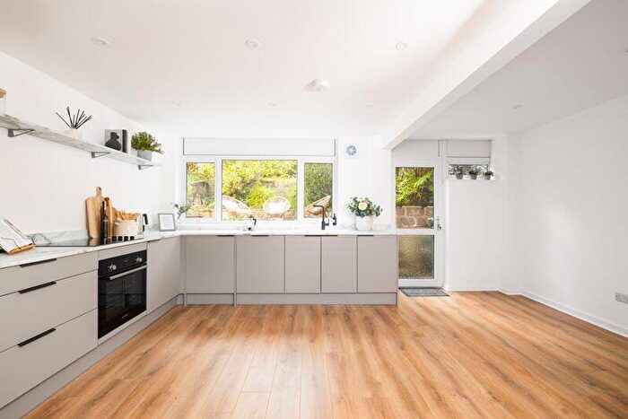 3 Bedroom End Of Terrace House For Sale In Larkhall, Bath, BA1