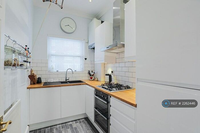 1 Bedroom Flat To Rent In Canadian Avenue, London, SE6