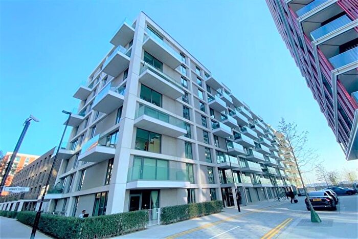 1 Bedroom Flat To Rent In Fairwater House, E16