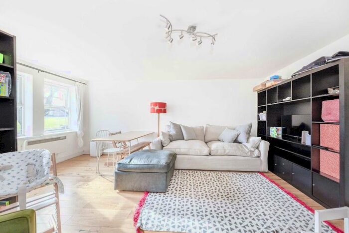 2 Bedroom Flat To Rent In John Archer Way, London, SW18