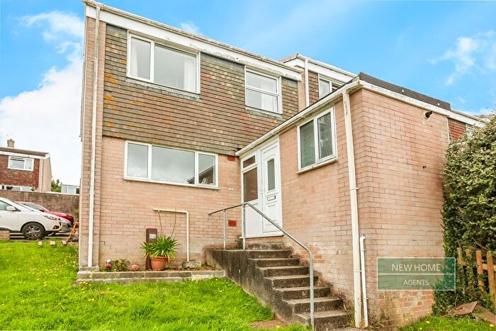 3 Bedroom End Of Terrace House For Sale In Mayflower Close, Dartmouth, TQ6