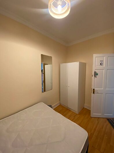 4 Bedroom End Of Terrace House To Rent In Davis Street, E13