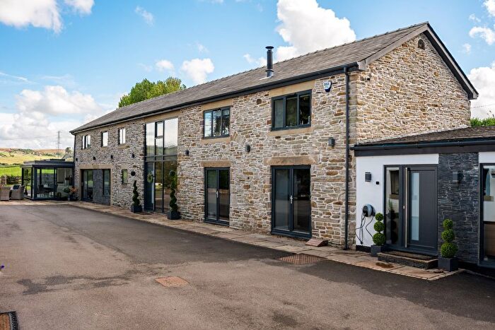 6 Bedroom Detached House For Sale In Pottery Farm, Roman Road, Eccleshill, Darwen, BB3