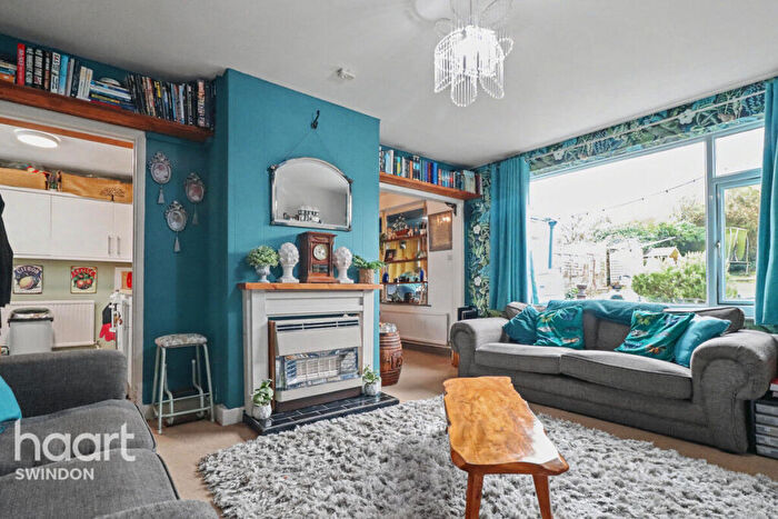 3 Bedroom Terraced House To Rent In Melbourne Close, Swindon, SN3