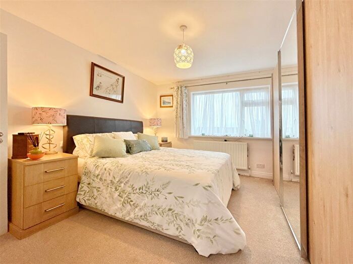 2 Bedroom Detached Bungalow For Sale In Thrushel Close, Brixham, TQ5