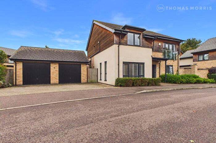 4 Bedroom Detached House For Sale In Eaton Close, Eaton Ford, St. Neots, Cambridgeshire, PE19