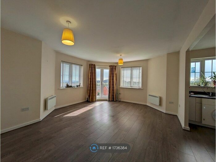 2 Bedroom Flat To Rent In Waggon Road, Leeds, LS10