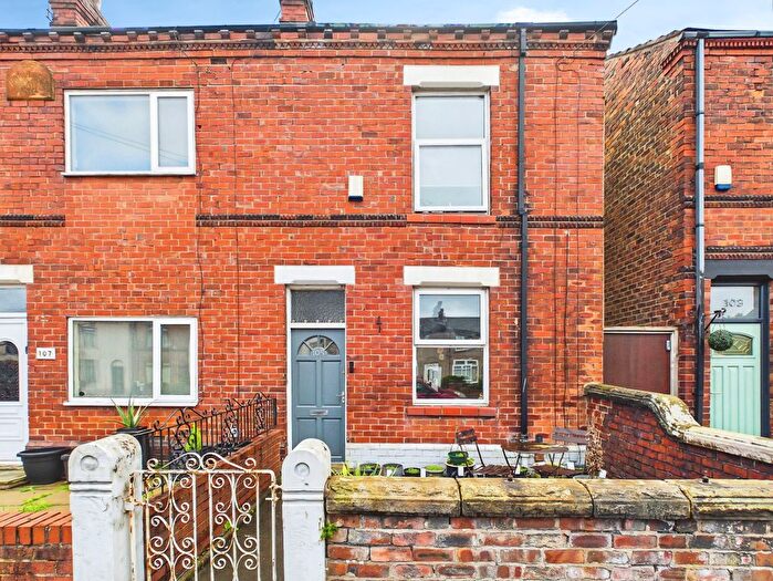 2 Bedroom Terraced House For Sale In Clipsley Lane, Haydock, St Helens, WA11