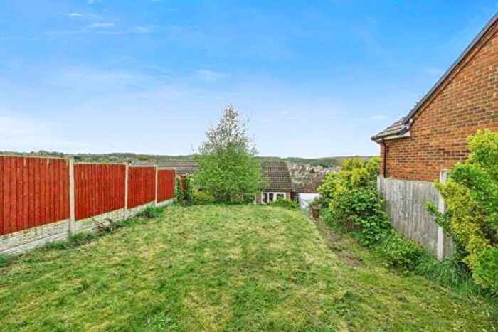 2 Bedroom Bungalow For Sale In Chesterfield Avenue, Nottingham, NG4