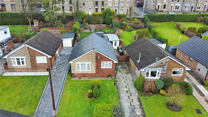 3 Bedroom Bungalow For Sale In Walton Close, Bacup, Rossendale, OL13