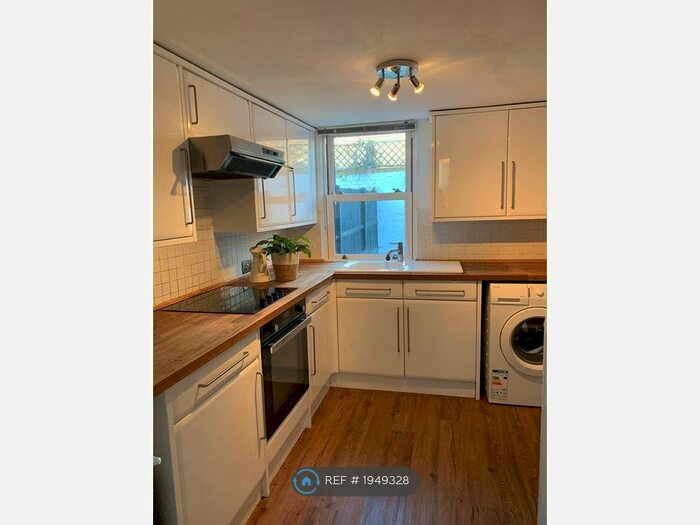 2 Bedroom Terraced House To Rent In Aitken Road, London, SE6