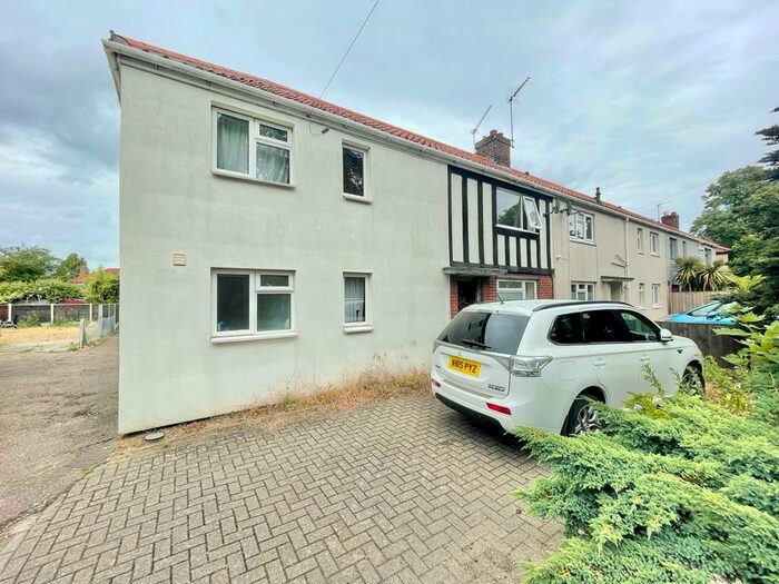 3 Bedroom End Of Terrace House To Rent In Bowthorpe Road, Norwich, NR5