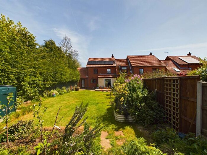 3 Bedroom Detached House For Sale In Beechlands Park, Southrepps, Norwich, NR11