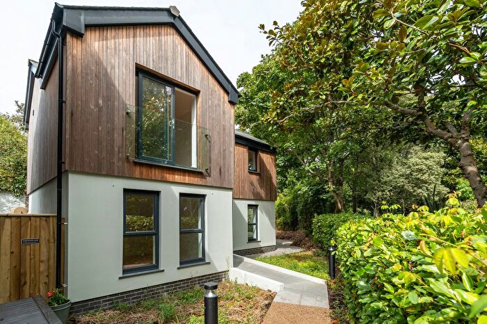 2 Bedroom Detached House For Sale In Detached House, Rosehill Place, Melvill Road, Falmouth, TR11