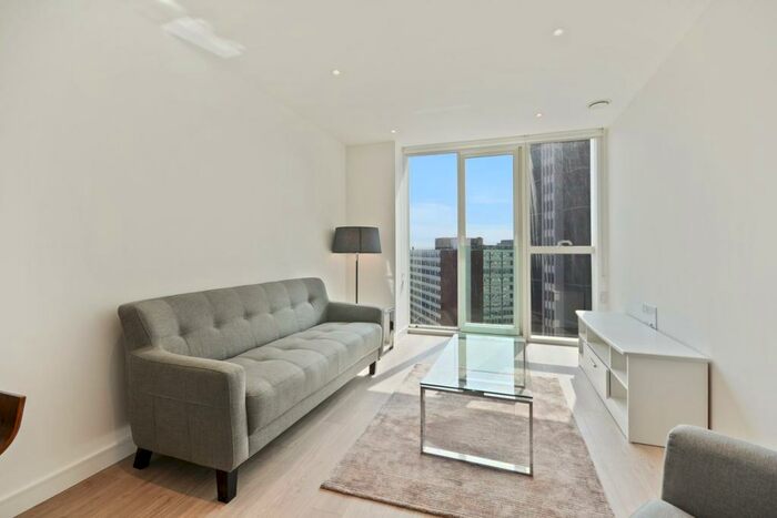 1 Bedroom Apartment To Rent In Pinnacle Apartments, Saffron Central Square, Croydon, CR0