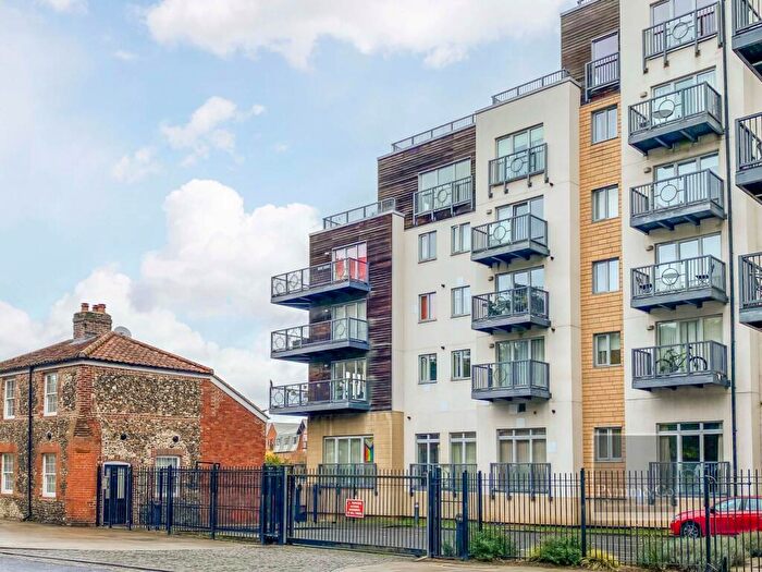 2 Bedroom Apartment For Sale In Cannon Wharf, Norwich, NR1