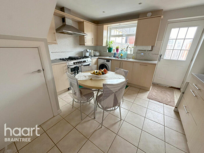 3 Bedroom End Of Terrace House For Sale In Braiding Crescent, Braintree, CM7