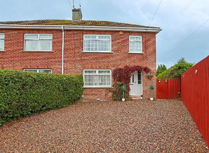 3 Bedroom Semi-Detached House For Sale In Orchard Crescent, Craigavon, BT62