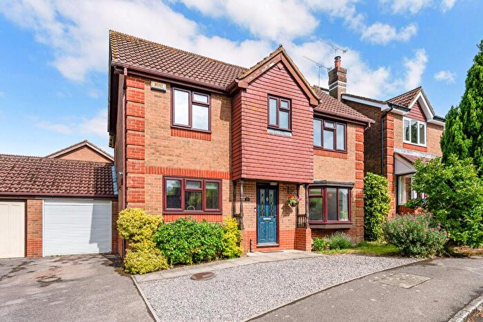 3 Bedroom House For Sale In Swanmore, SO32