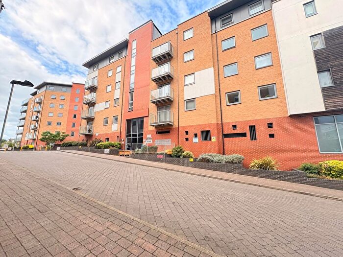 2 Bedroom Flat To Rent In Ship Wharf, Colchester, Essex, CO2