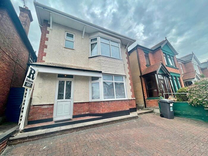 4 Bedroom Terraced House To Rent In Chichester Road, Portsmouth, PO2