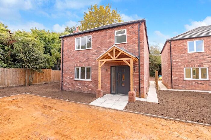 4 Bedroom Detached House For Sale In Wootton Road, Gaywood, King's Lynn, Norfolk, PE30