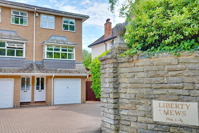3 Bedroom End Of Terrace House For Sale In Liberty Mews, Orpington, BR6