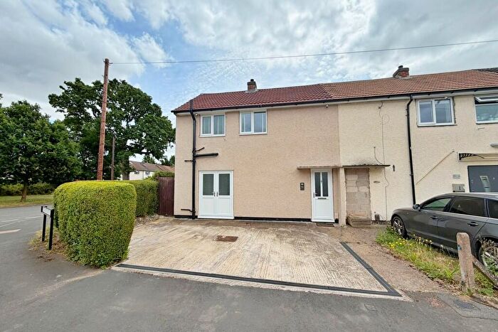 2 Bedroom End Of Terrace House To Rent In Rosewood Avenue, Rugby, CV22