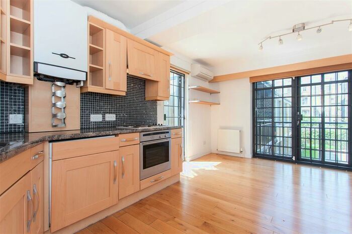 2 Bedroom Flat To Rent In St Pauls Crescent, Camden, NW1