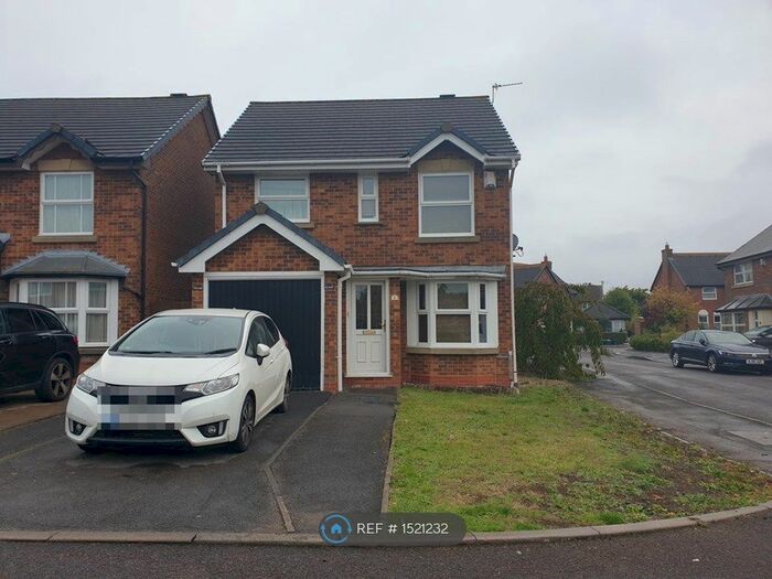 3 Bedroom Detached House To Rent In Long Close, Bradley Stoke, Bristol, BS32