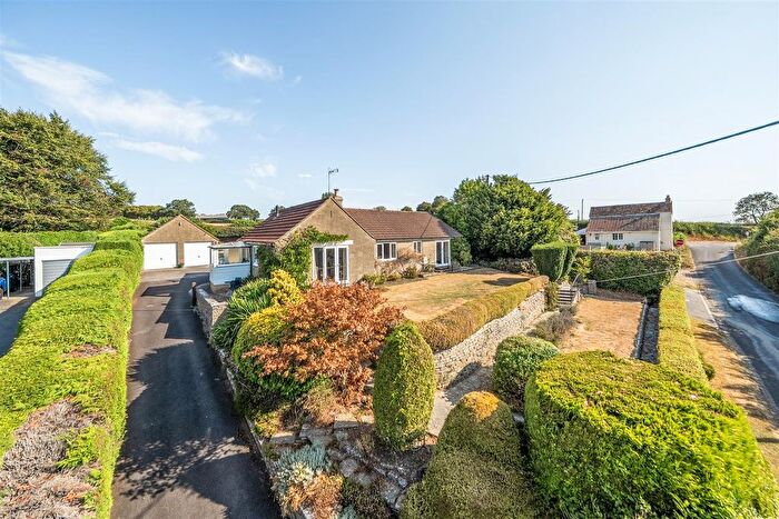 3 Bedroom Detached Bungalow For Sale In Holton, Wincanton, Somerset, BA9