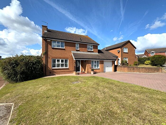 4 Bedroom Detached House For Sale In Rillston Close, Deer Park, Hartlepool, TS26
