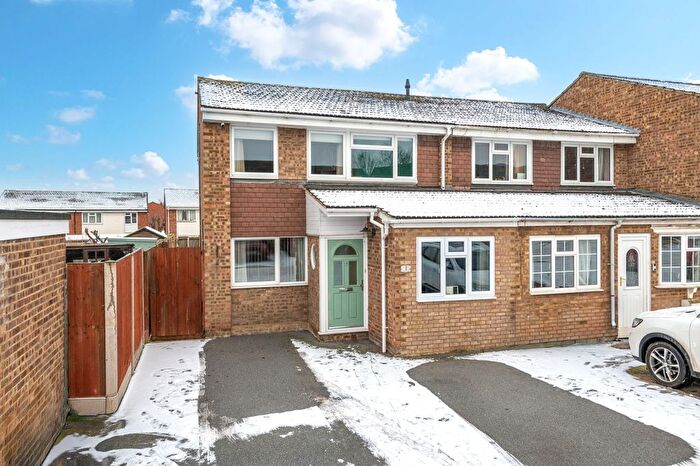 3 Bedroom End Terrace House For Sale In Milton Close, Royston, SG8